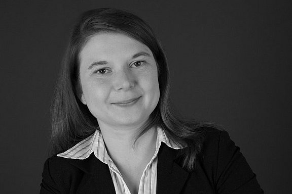 Portraitfoto von Juliane Hardt