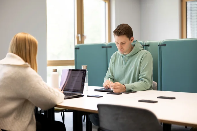 Students learn in the UW/H reading room