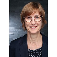 Dr. Christiane Pinkert
