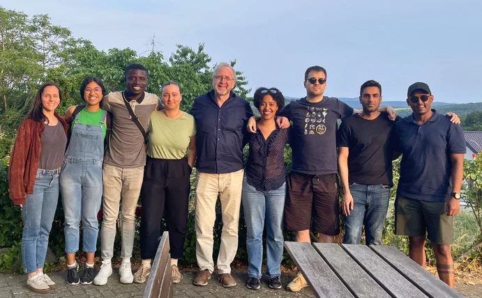 Gruppenfoto der PPE-Studierenden mit Prof. Dr. Reinhard Loske
