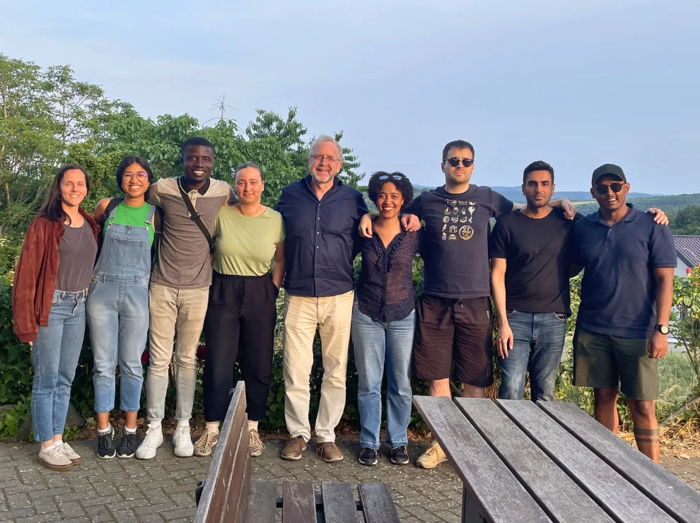 Gruppenfoto der PPE-Studierenden mit Prof. Dr. Reinhard Loske