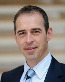 Porträtfoto von Prof. Dr. med. dent. Dr. med. Andree Piwowarczyk