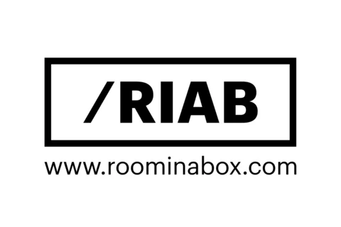 Logo Room In A Box (Grafik: Room In A Box) Schwarzes Firmenlogo