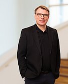 Porträtfoto von Univ.-Prof. Dr. Guido Möllering