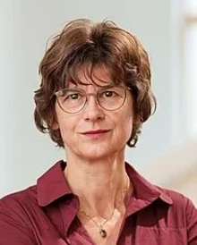 Porträtfoto von Univ.-Prof. Dr. Renate Buschmann
