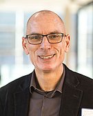 Porträtfoto von Prof. Dr. med. Alfred Längler