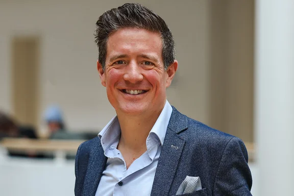  Portraitfoto von Prof. Dr. Thomas Clauß