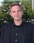 Prof. Dr. Joscha Wullweber (photo: private) Portrait photo of Univ.-Prof. Dr. Joscha Wullweber