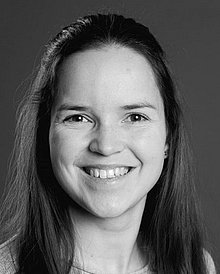 Portrait photo of Jennifer Wrenger