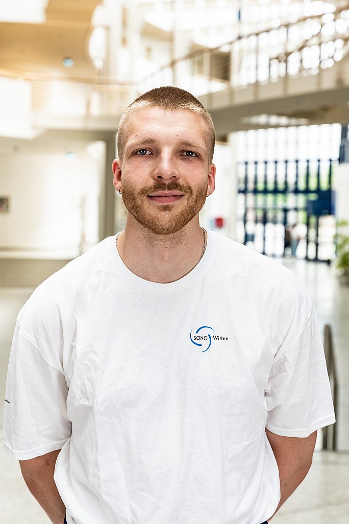 Porträtfoto von Timon Ruppert