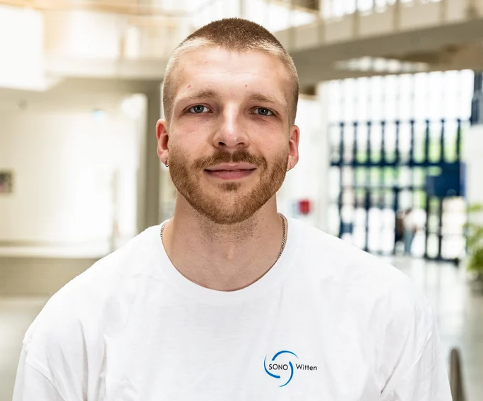 Porträtfoto von Timon Ruppert