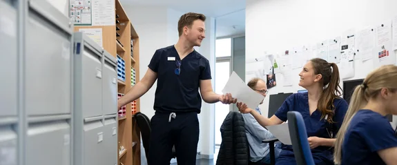 Mitarbeitende der Ambulanzen der Universität Witten/Herdecke