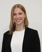 Porträtfoto von Anna Dmitrieva