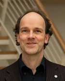 Porträtfoto von Univ.-Prof. Dr. Werner Vogd