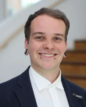 Porträtfoto von Jun.-Prof. Dr. Jan Schürmann-Vengels