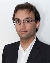 Anil Paralkar (Foto: UW/H) Poträtfoto von Anil Paralkar