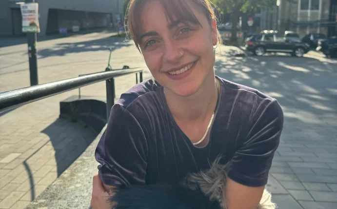 Porträtbild von Cara Wegerer