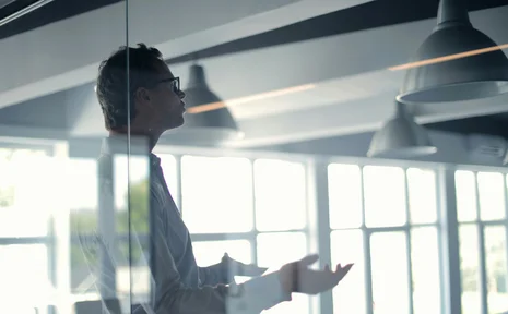 Symbolic image of a lecturer