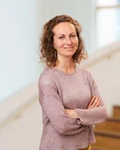 Porträtfoto von Lina Voßwinkel