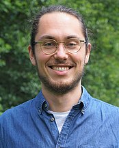 Jonas Göken Porträtfoto von Jonas Göken