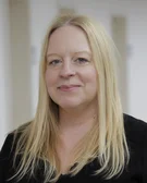 Portrait photo of Sandra Wiegard