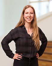 Porträtfoto von Anne Neuber