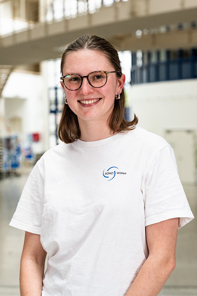 Porträtfoto von Leonie Cruse