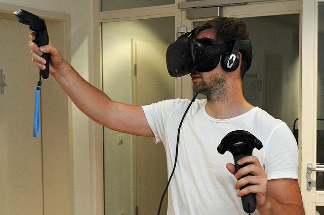 Die VR-Hardware im Einsatz