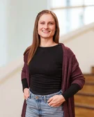 Porträtfoto von Dr. Jennifer König