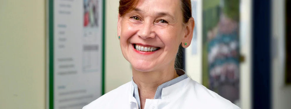 Portrait picture of Prof Dr Petra Thürmann
