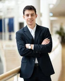 Emanuel Rauber (Foto: Andreina Francese-Thomas | UW/H) Porträtfoto von Emanuel Rauber