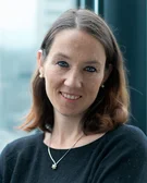 Portrait photo of Dr Nina Immel