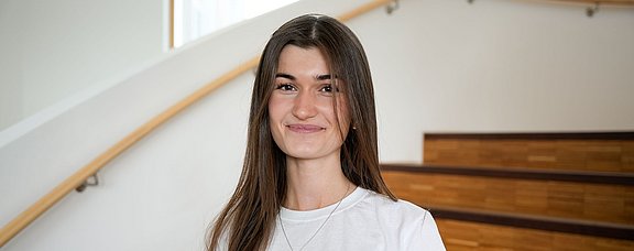 Porträtbild von Lilly Stein
