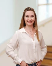 Porträtfoto von Anne Mainz