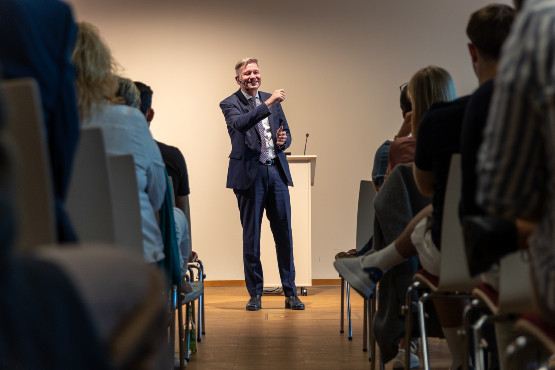 RMI-Debatte "Trotz Trump" mit J.Braml am 12.Mai 2025, by Mengen-Media
